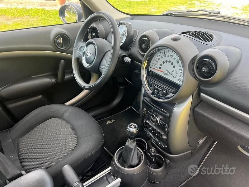 Usata Mini One D 90 CV (66 kW) 2011 Grigio Utilitaria