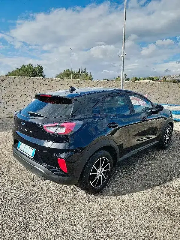 Usata Ford Puma 95 CV (69 kW) 2021 Nero SUV