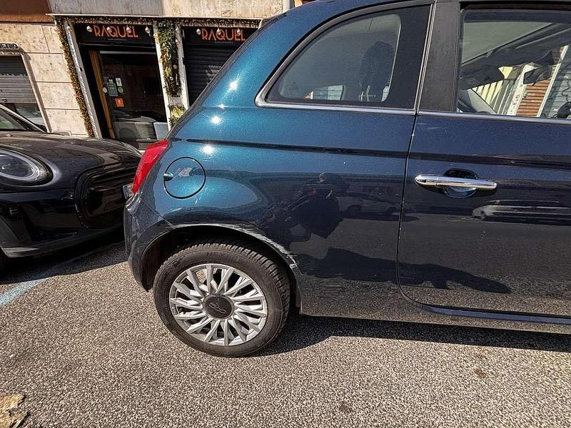 Usata Fiat 500 Dolcevita 69 CV (50 kW) 2023 Blu Utilitaria