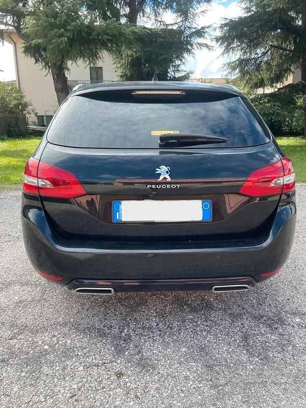 Usata Peugeot 308 SW GT-line 120 CV (88 kW) 2016 Nero Station wagon