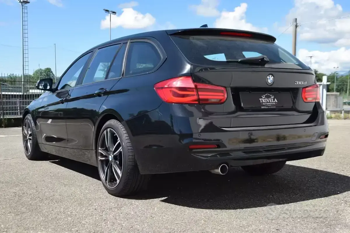 Usata BMW 318 Advantage 150 CV (110 kW) 2016 Nero Station wagon
