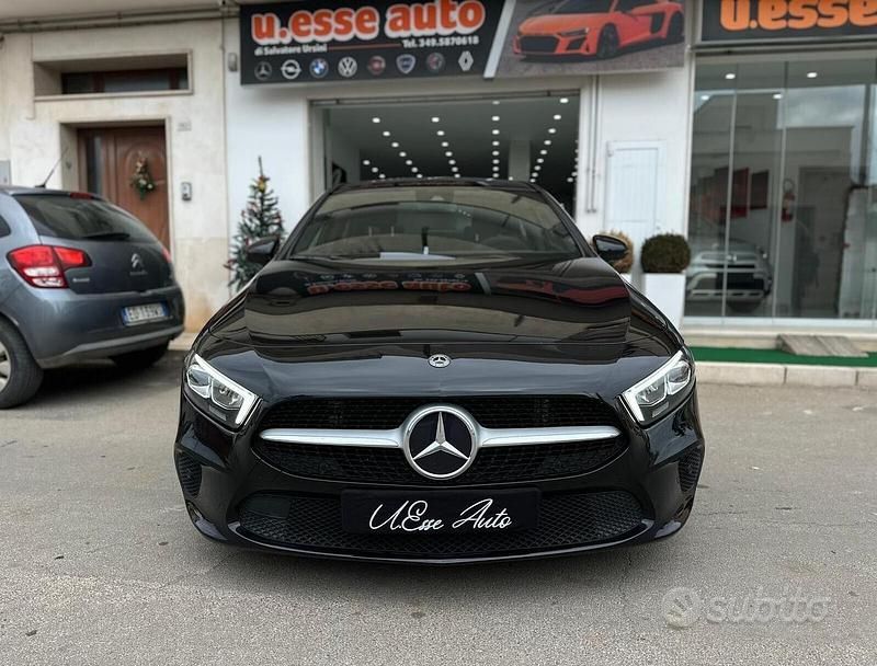 Usata Mercedes A180 115 CV (84 kW) 2020 Nero Berlina