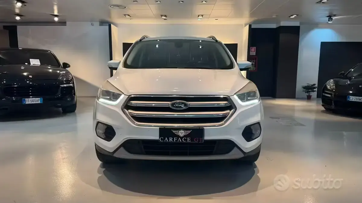Usata Ford Kuga 150 CV (110 kW) 2017 Bianco SUV