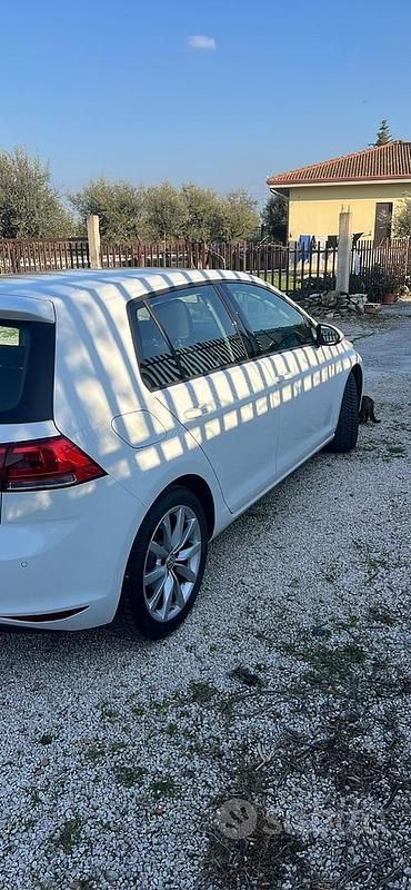 Usata VW Golf VII 110 CV (80 kW) 2017 Bianco Berlina
