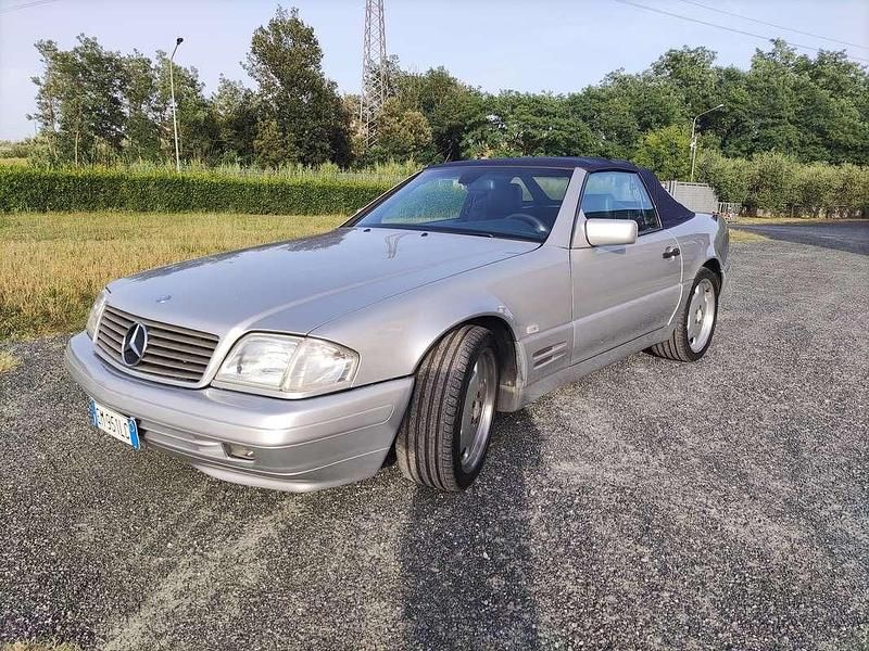 Usata Mercedes SL280 193 CV (141 kW) 1997 Argento Cabrio
