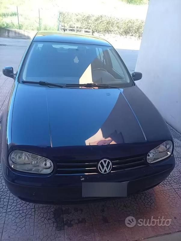 Usata VW Golf III 75 CV (55 kW) 1999 Blu Berlina