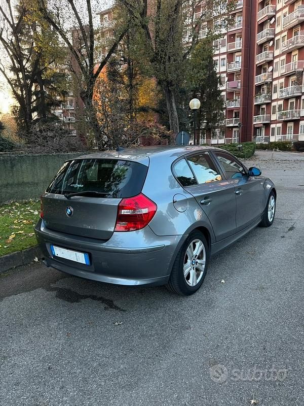 Usata BMW 120 Efficient Dynamics 177 CV (130 kW) 2009 Grigio Utilitaria