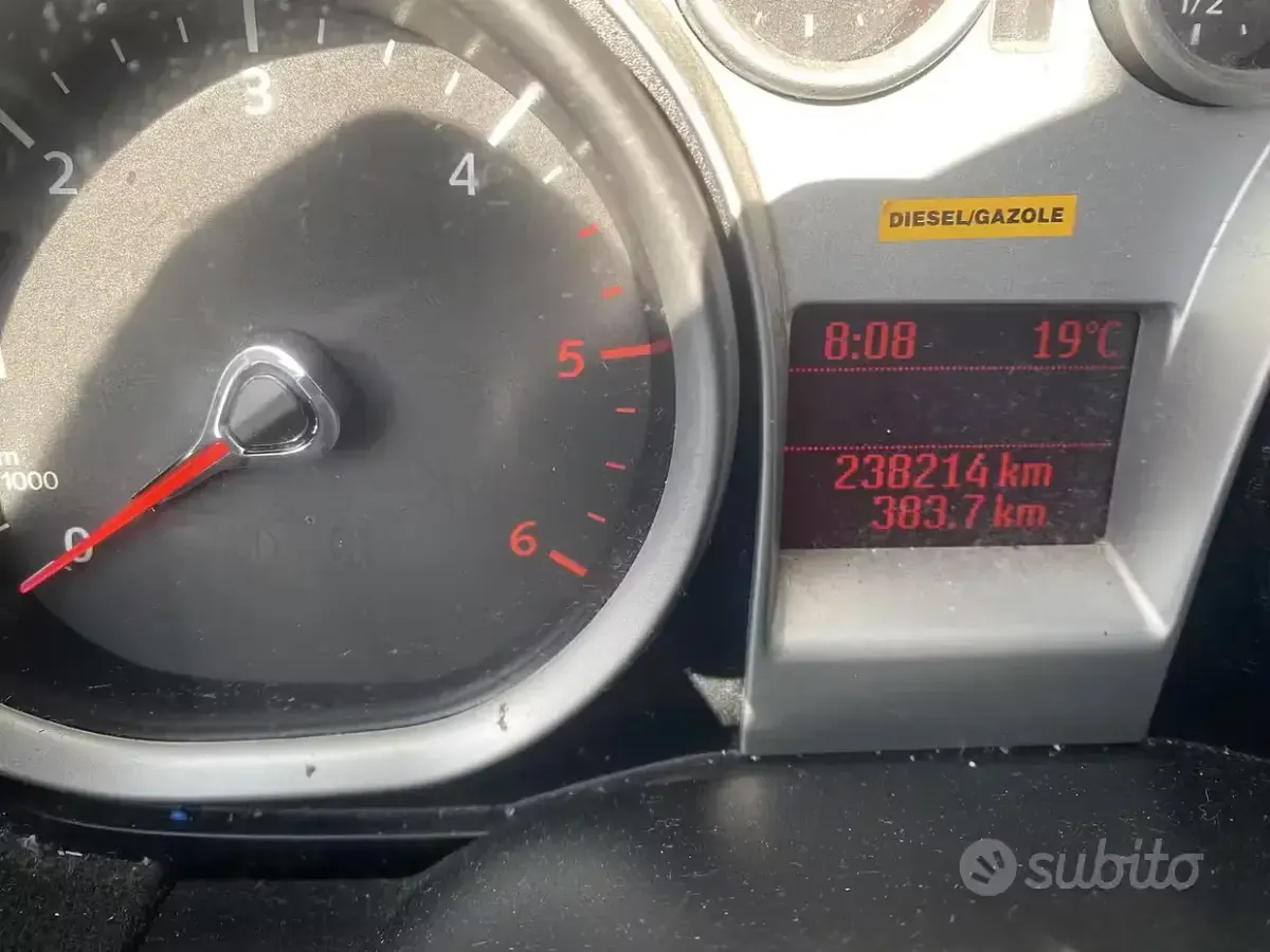 Usata Ford C-MAX 109 CV (80 kW) 2009 Grigio Monovolume