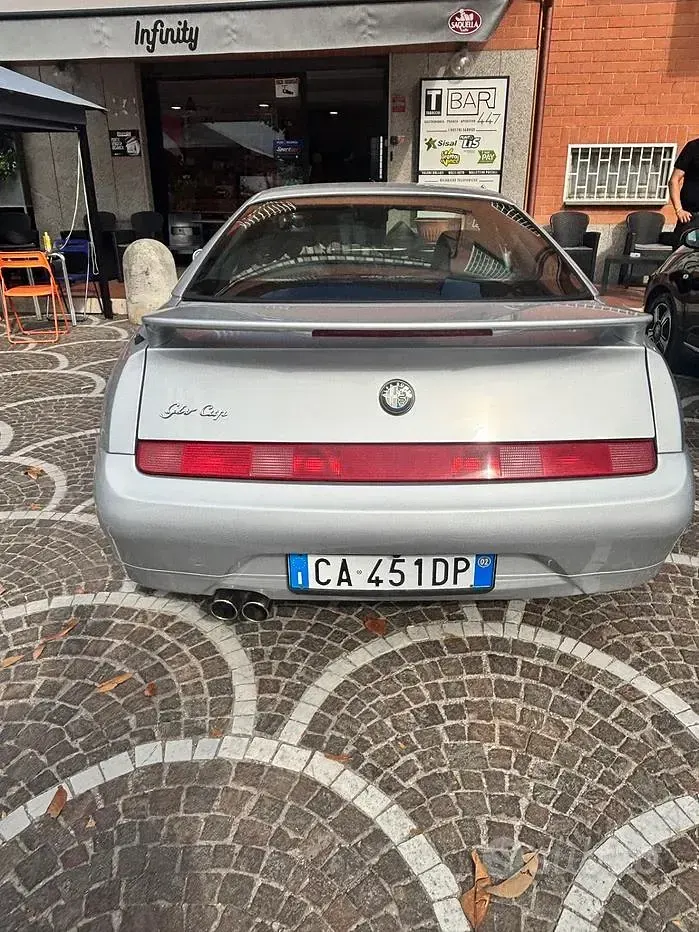 Usata Alfa Romeo GTV 150 CV (110 kW) 2002 Grigio Coupé