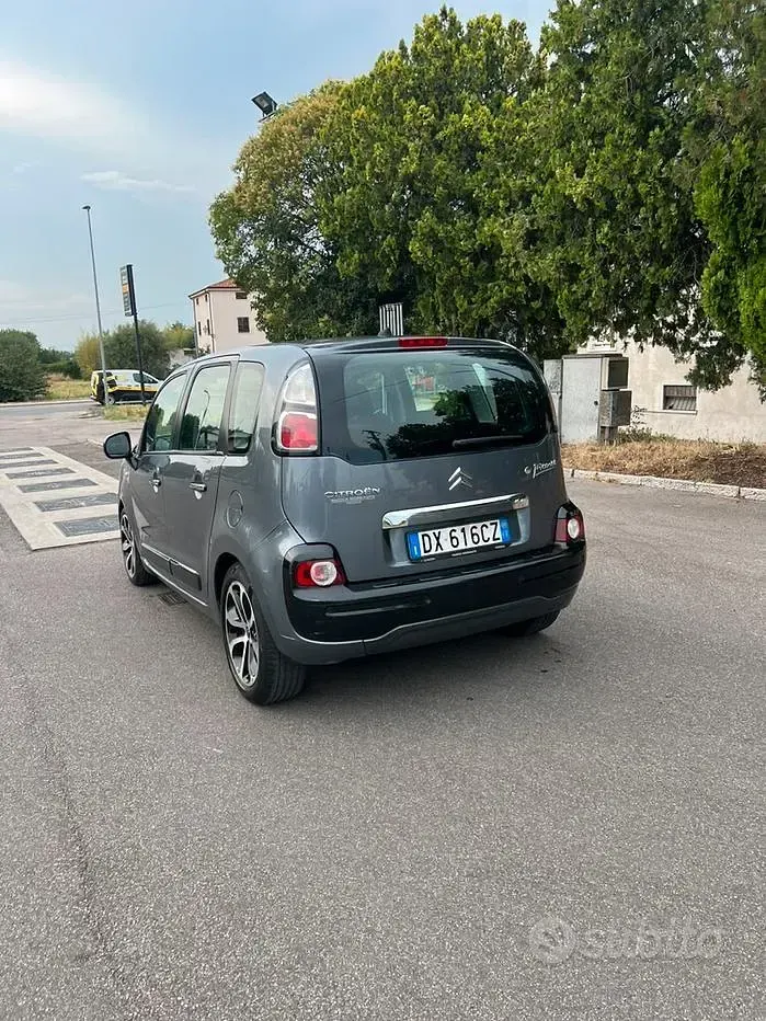 Usata Citroën C3 Picasso 90 CV (66 kW) 2009 Grigio Monovolume