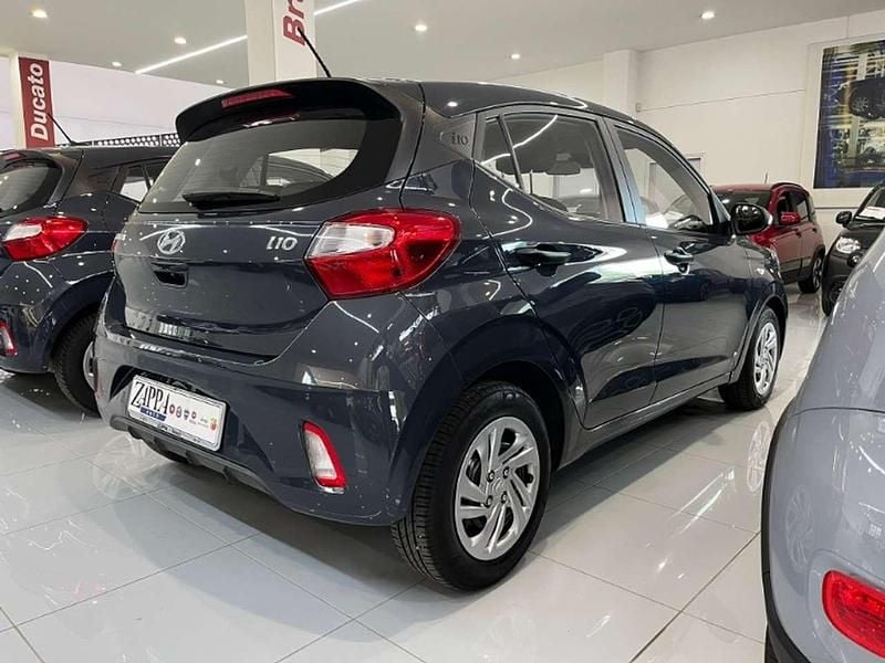 Usata Hyundai i10 Advanced 67 CV (49 kW) 2022 Grigio Utilitaria