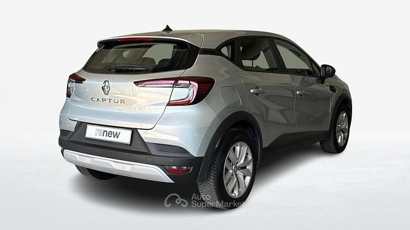 Usata Renault Captur Equilibre 101 CV (74 kW) 2023 Grigio scuro SUV