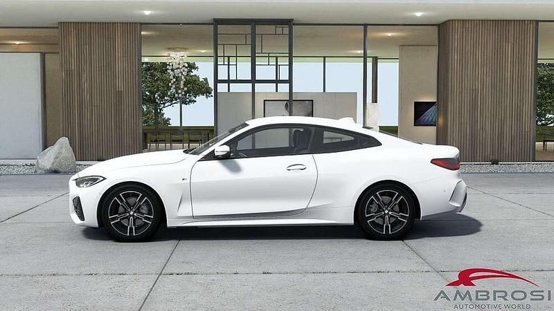 Usata BMW 420 Coupé M Sport 190 CV (139 kW) 2023 Bianco pastello Coupé