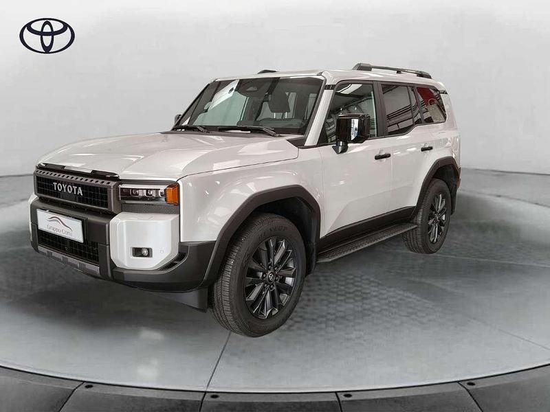 Usata Toyota Land Cruiser Lounge 205 CV (150 kW) 2024 Bianco SUV