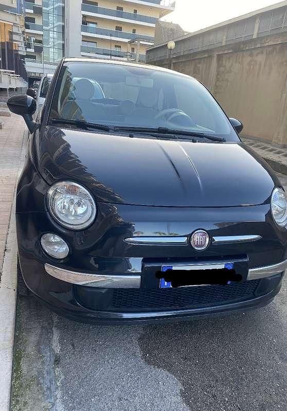 Usata 2011 Fiat 500 Lounge Due volumi | 5800 € (Buon prezzo) - Immagine 1/4