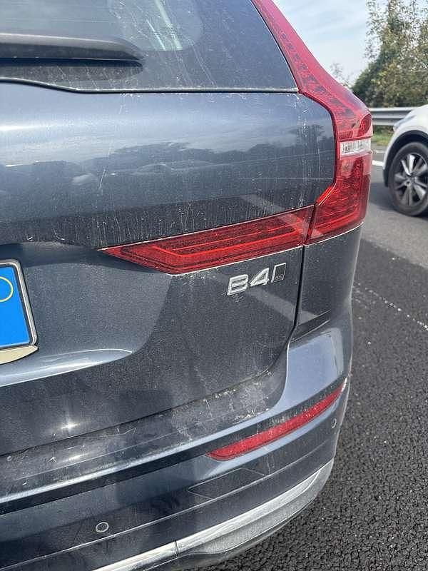 Blu/azzurro Usata 2022 Volvo XC60 Plus SUV | 29.000 € (Super prezzo) - Immagine 1/4