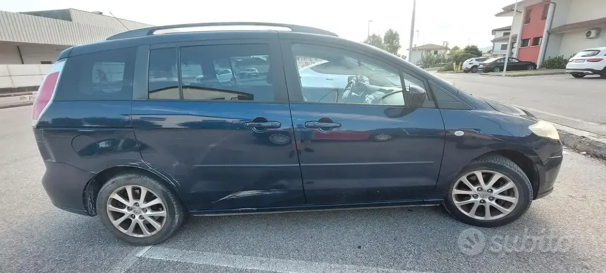 Usata Mazda 5 116 CV (85 kW) 2008 Bluazzurro Monovolume