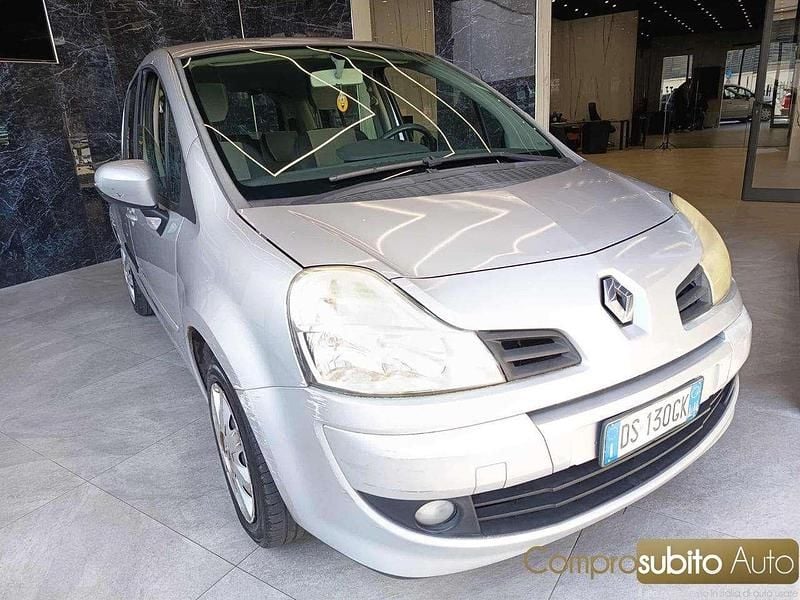 Usata Renault Modus 75 CV (55 kW) 2008 Grigio scuro Monovolume