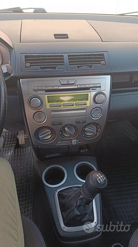 Usata Mazda 2 2005 Grigio Utilitaria