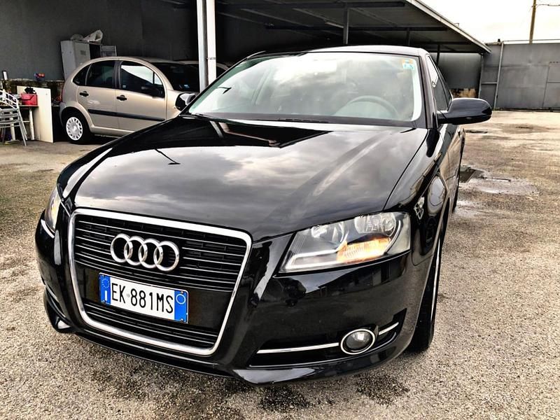 Usata Audi A3 90 CV (66 kW) 2012 Nero Utilitaria