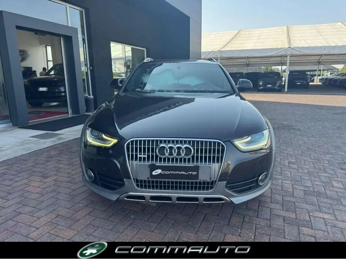 Usata Audi A4 Allroad Advanced 190 CV (139 kW) 2015 Nero Station wagon