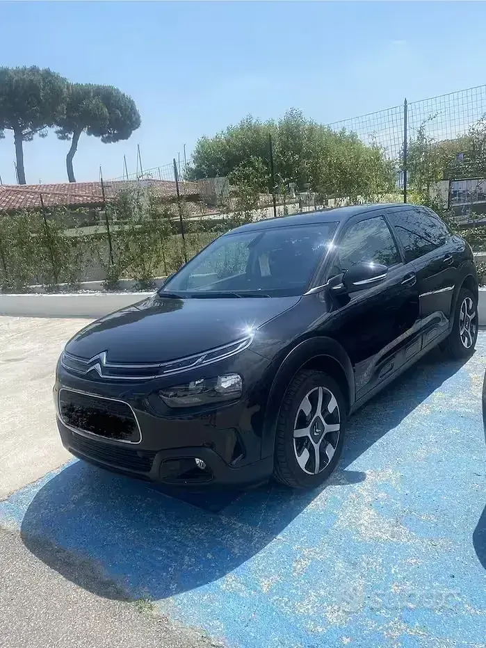 Usata Citroën C4 Cactus Shine 92 CV (67 kW) 2018 Utilitaria