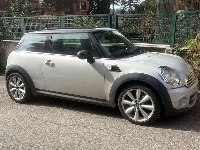 Occasion Mini Cooper D 111 ch (81 kW) 2012 Argent Citadine
