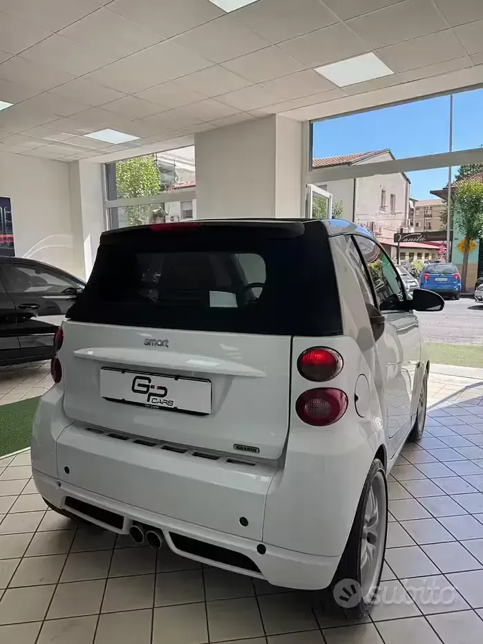 Usata Smart ForTwo Cabrio Brabus 102 CV (75 kW) 2011 Bianco Cabrio