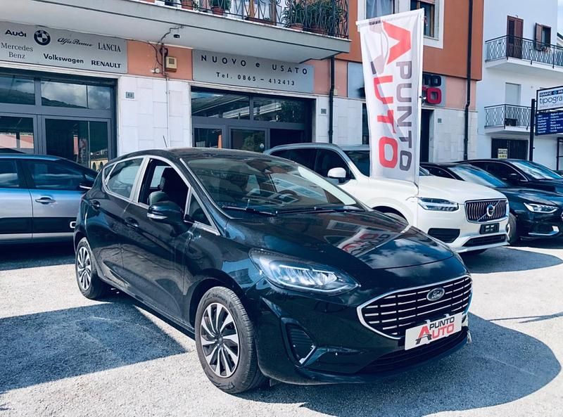 Nero Usata 2024 Ford Fiesta Titanium Due volumi | 16.990 € (Buon prezzo) - Immagine 1/4