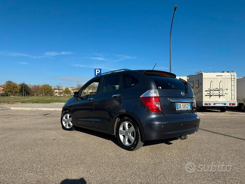 Usata Honda FR-V 140 CV (102 kW) 2006 Monovolume