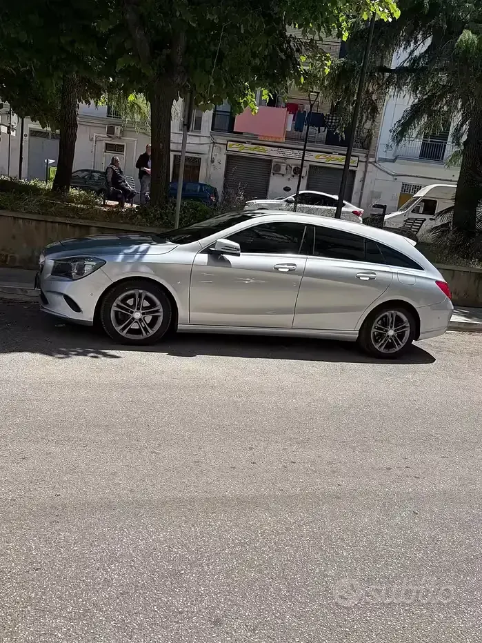 Usata Mercedes CLA180 109 CV (80 kW) 2016 Berlina