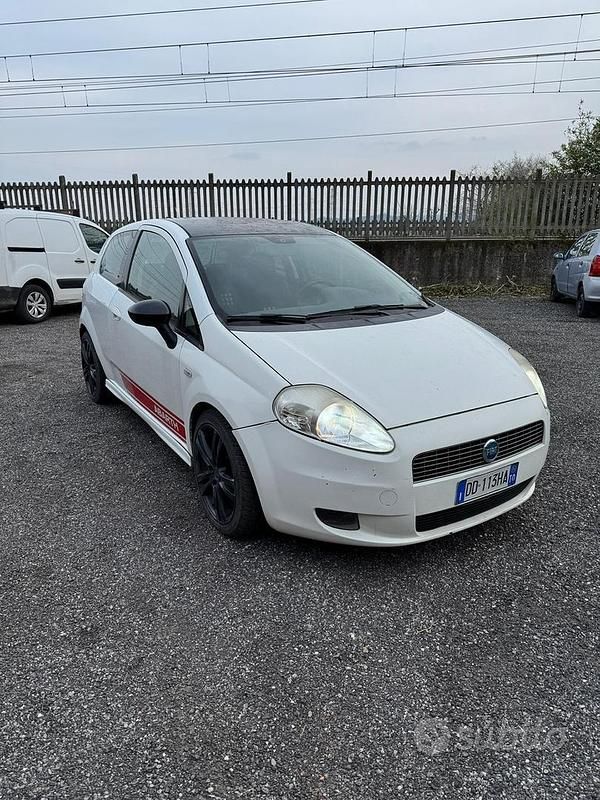 Usata Fiat Grande Punto Sport 130 CV (95 kW) 2006 Utilitaria