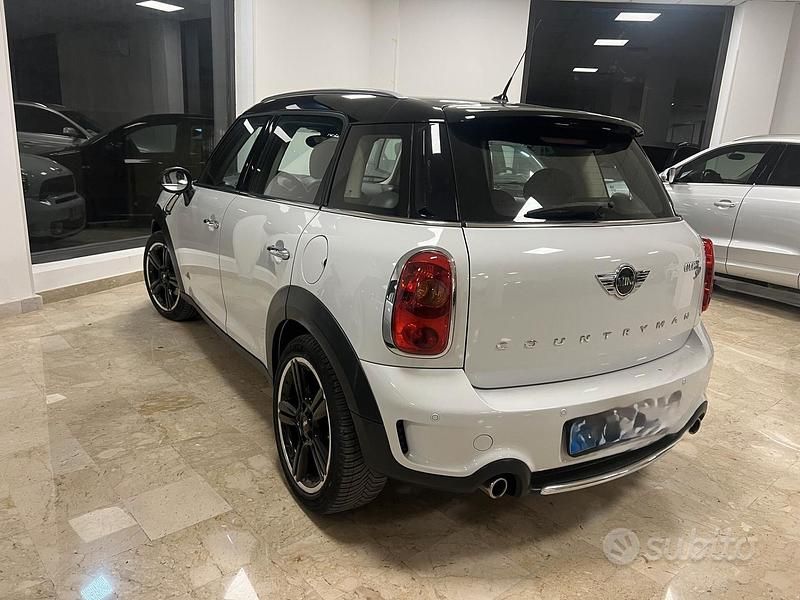 Begagnad Mini Cooper D Countryman 143 HK (105 kW) 2013 Vit SUV