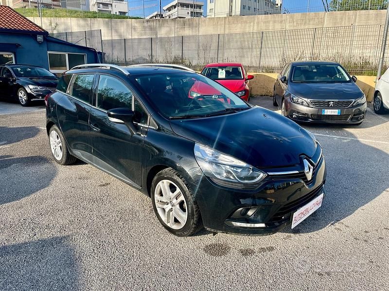 Usata Renault Clio GrandTour 89 CV (65 kW) 2018 Nero Station wagon