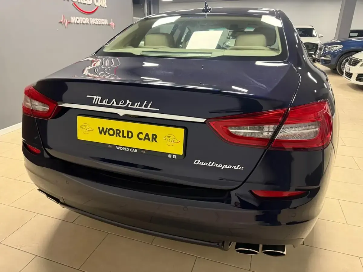 Usata Maserati Quattroporte 275 CV (202 kW) 2014 Blu Berlina