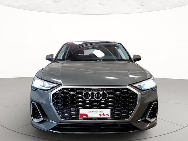 Usata Audi Q3 Sportback S-Line 150 CV (110 kW) 2023 Grigio chronos metallizzato SUV