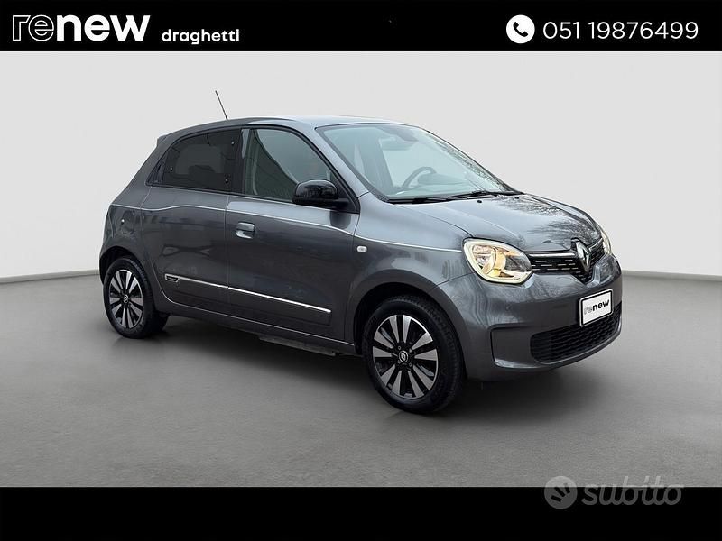 Usado Renault Twingo Techno 60 kW (82 HP) 2023 Cinzento Citadino