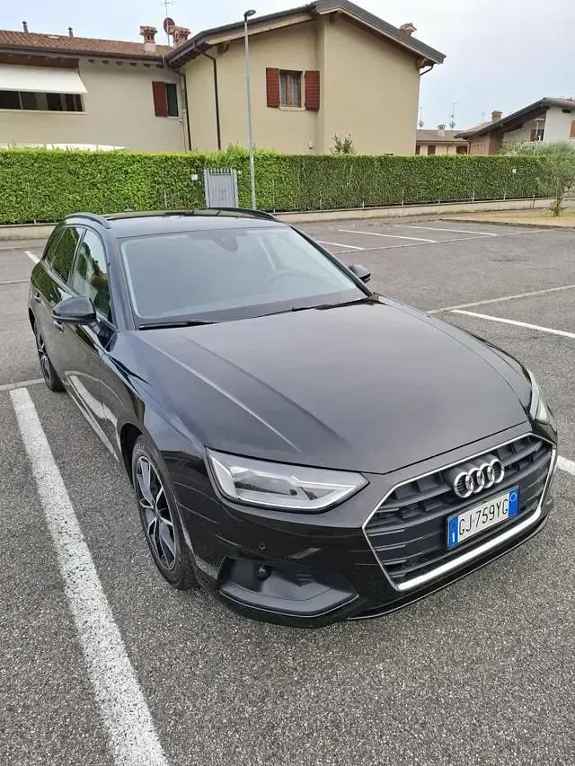 Usata Audi A4 S-Line 135 CV (99 kW) 2022 Nero Station wagon