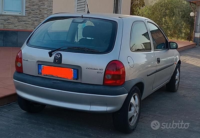 Usata Opel Corsa 1998 Utilitaria