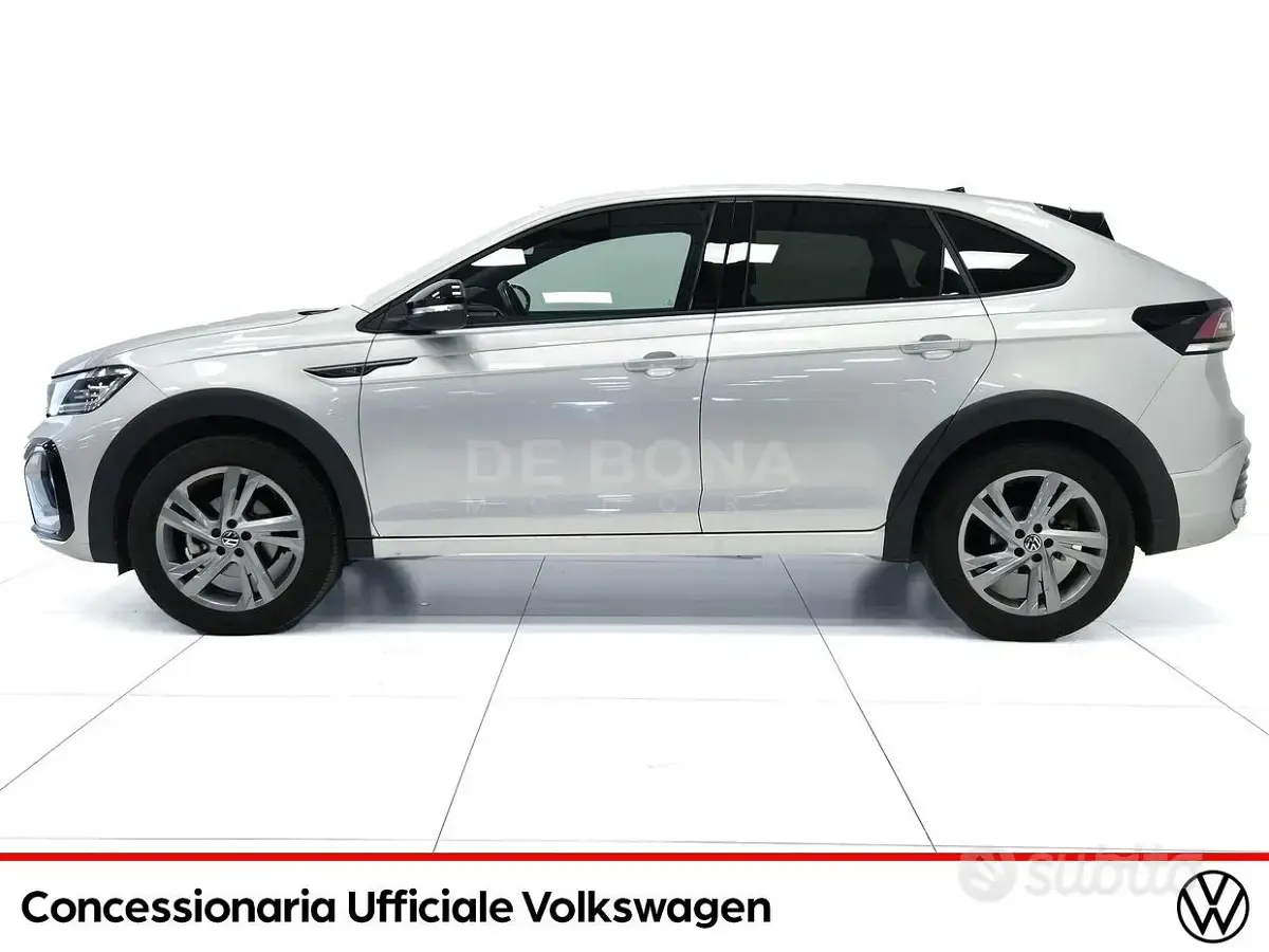 Usata VW Taigo R-line 110 CV (80 kW) 2023 Grigio SUV
