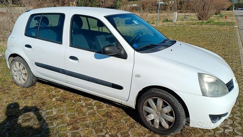 Usata Renault Clio II 2008 Bianco Utilitaria