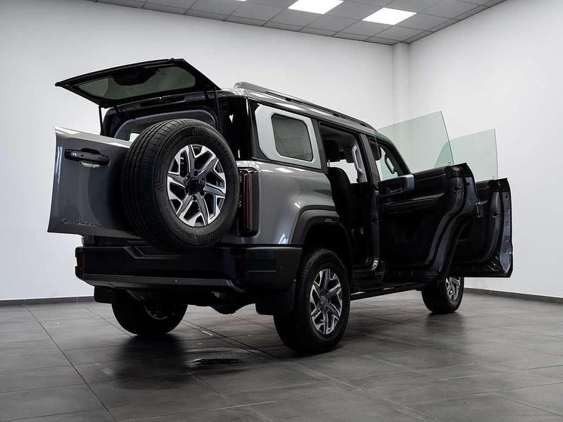 Nuova Baic BJ40 234 CV (172 kW) 2025 Grigio SUV