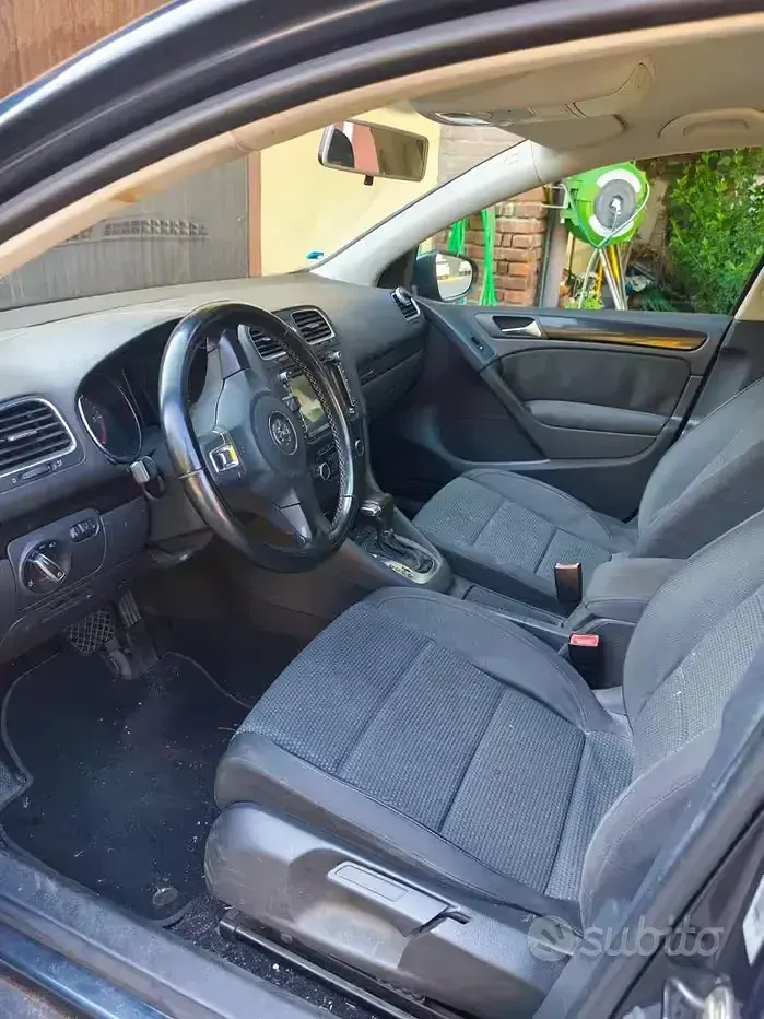 Usata VW Golf VI 105 CV (77 kW) 2010 Grigio Utilitaria