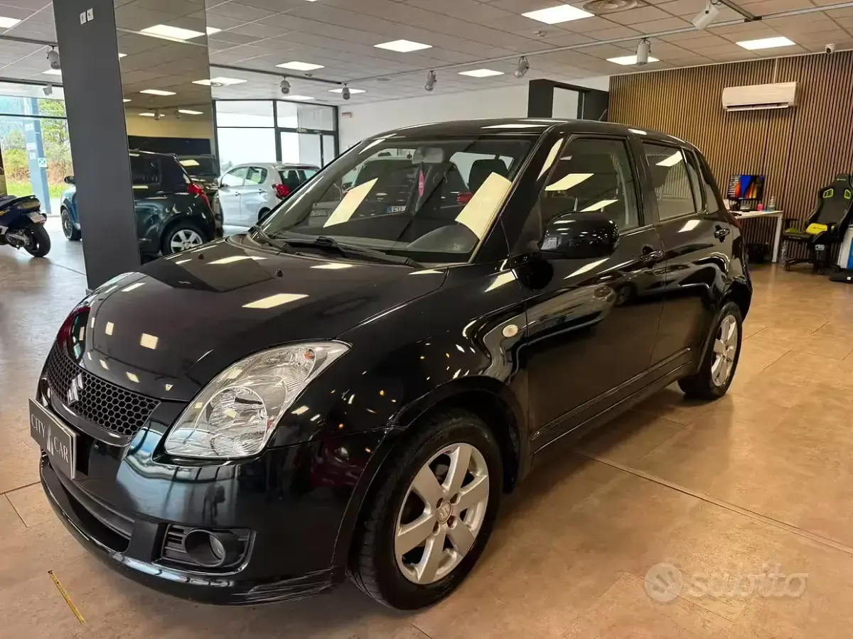 Usata Suzuki Swift GL 92 CV (67 kW) 2009 Nero Utilitaria