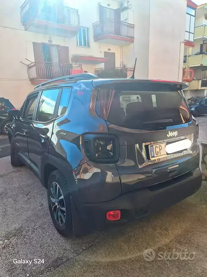 Usata Jeep Renegade 130 CV (95 kW) 2023 Grigio SUV