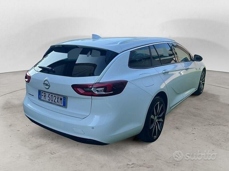 Usata Opel Insignia Innovation 170 CV (125 kW) 2018 Bianco Station wagon