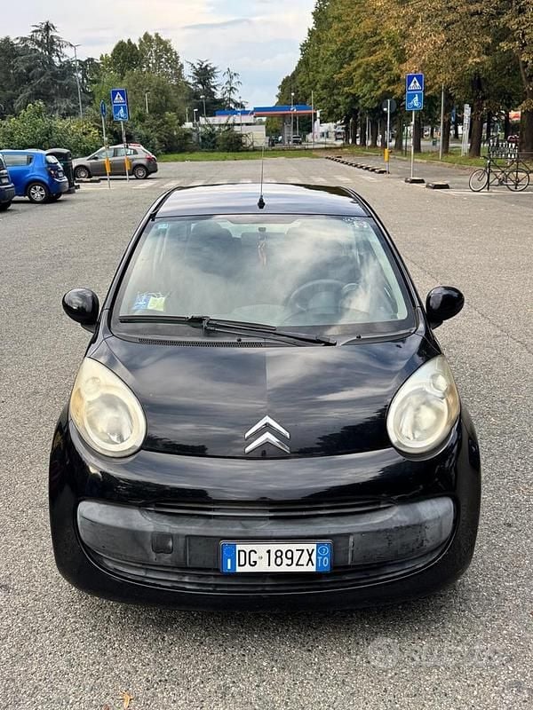 Nero Usata 2007 Citroën C1 Due volumi | 3500 € (Buon prezzo) - Immagine 1/4