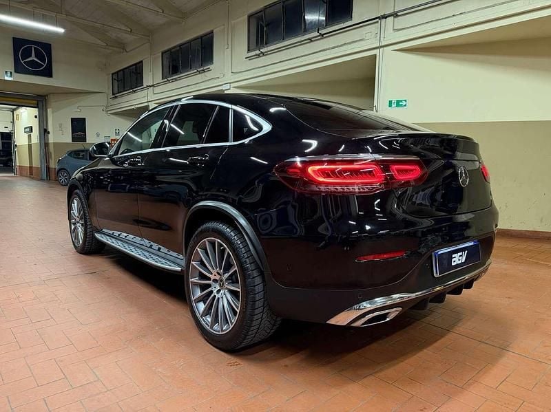 Usata Mercedes GLC300 Premium 245 CV (180 kW) 2023 Nero Coupé