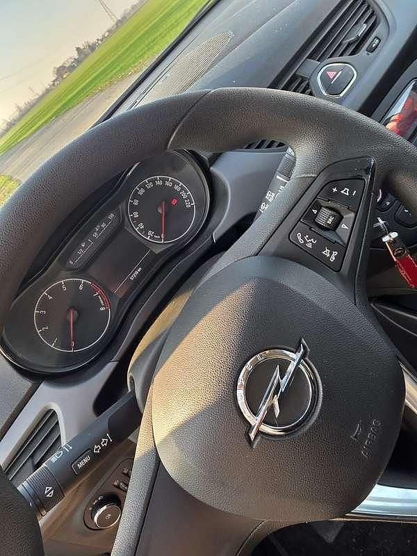 Usata Opel Corsa 90 CV (66 kW) 2016 Argento Utilitaria