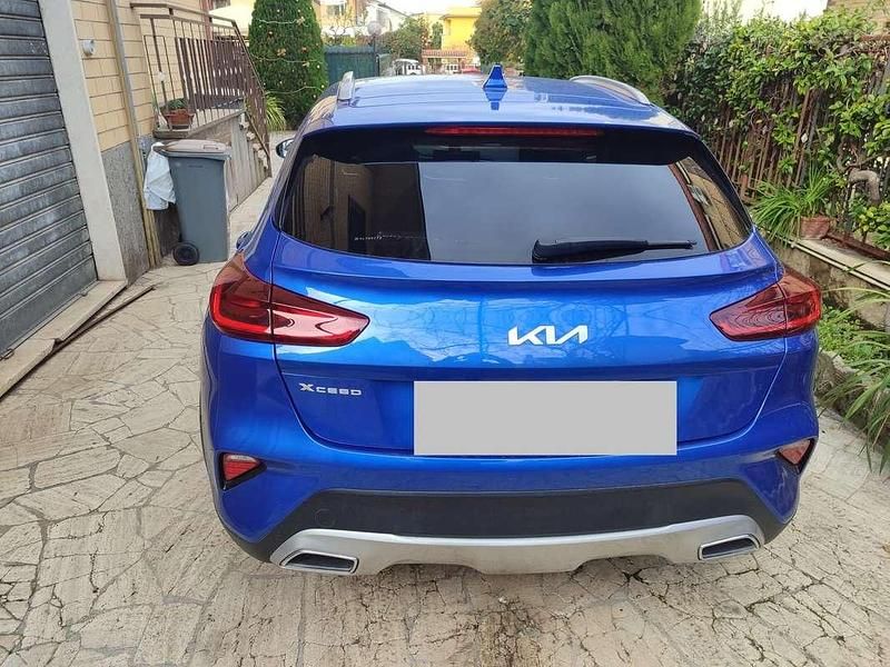 Usata Kia XCeed 160 CV (117 kW) 2022 Blu/azzurro SUV